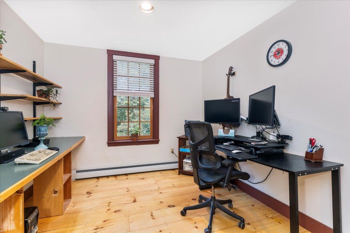 Deerfield, New Hampshire 03037, United States, 3 Bedrooms Bedrooms, ,2 BathroomsBathrooms,Residential,Active,178350