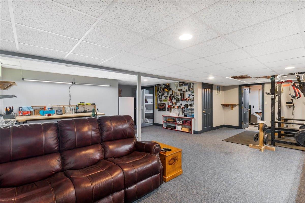 Deerfield, New Hampshire 03037, United States, 3 Bedrooms Bedrooms, ,2 BathroomsBathrooms,Residential,Active,178350