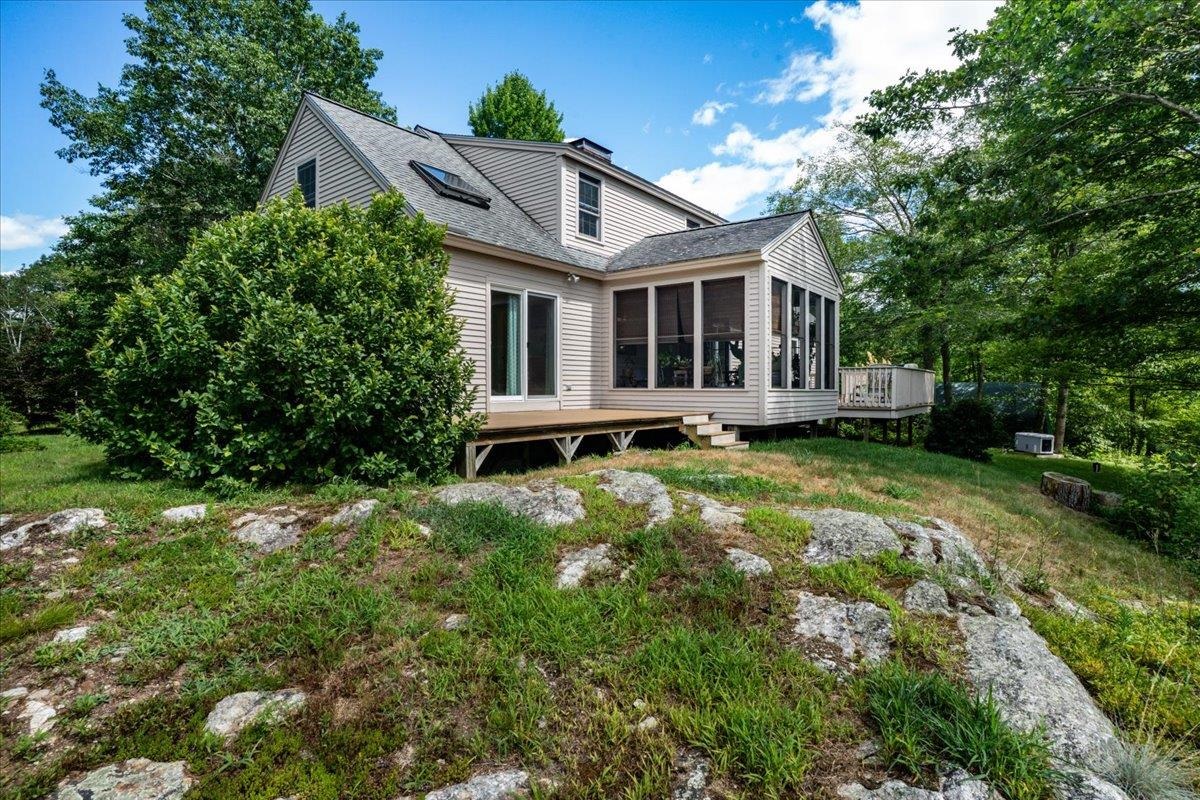 Deerfield, New Hampshire 03037, United States, 3 Bedrooms Bedrooms, ,2 BathroomsBathrooms,Residential,Active,178350