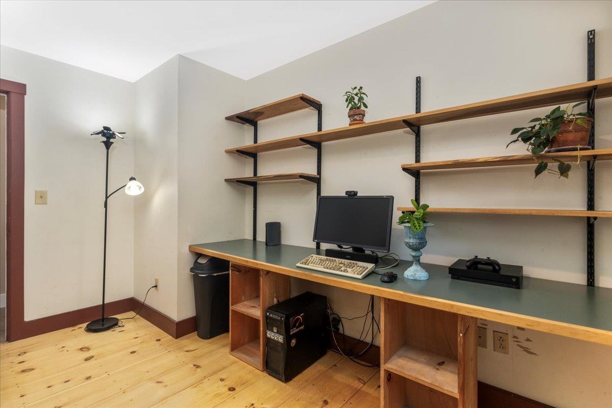 Deerfield, New Hampshire 03037, United States, 3 Bedrooms Bedrooms, ,2 BathroomsBathrooms,Residential,Active,178350