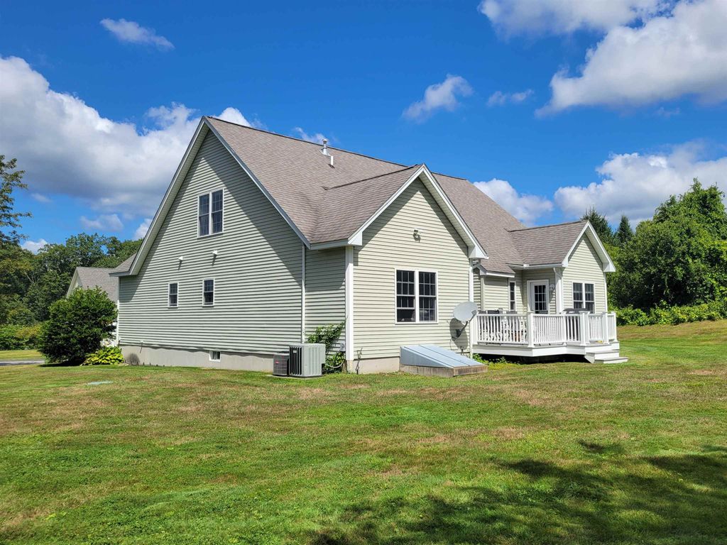 Photo of 7 Harvest Road, Windham, NH 03087 (MLS # 5052729)