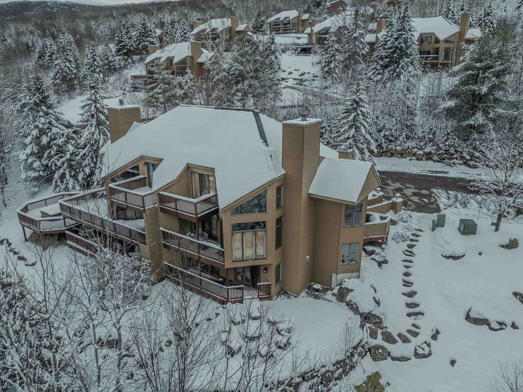 Photo of 254 Crawford Ridge Road #3, Carroll, NH 03575 (MLS # 5069805)