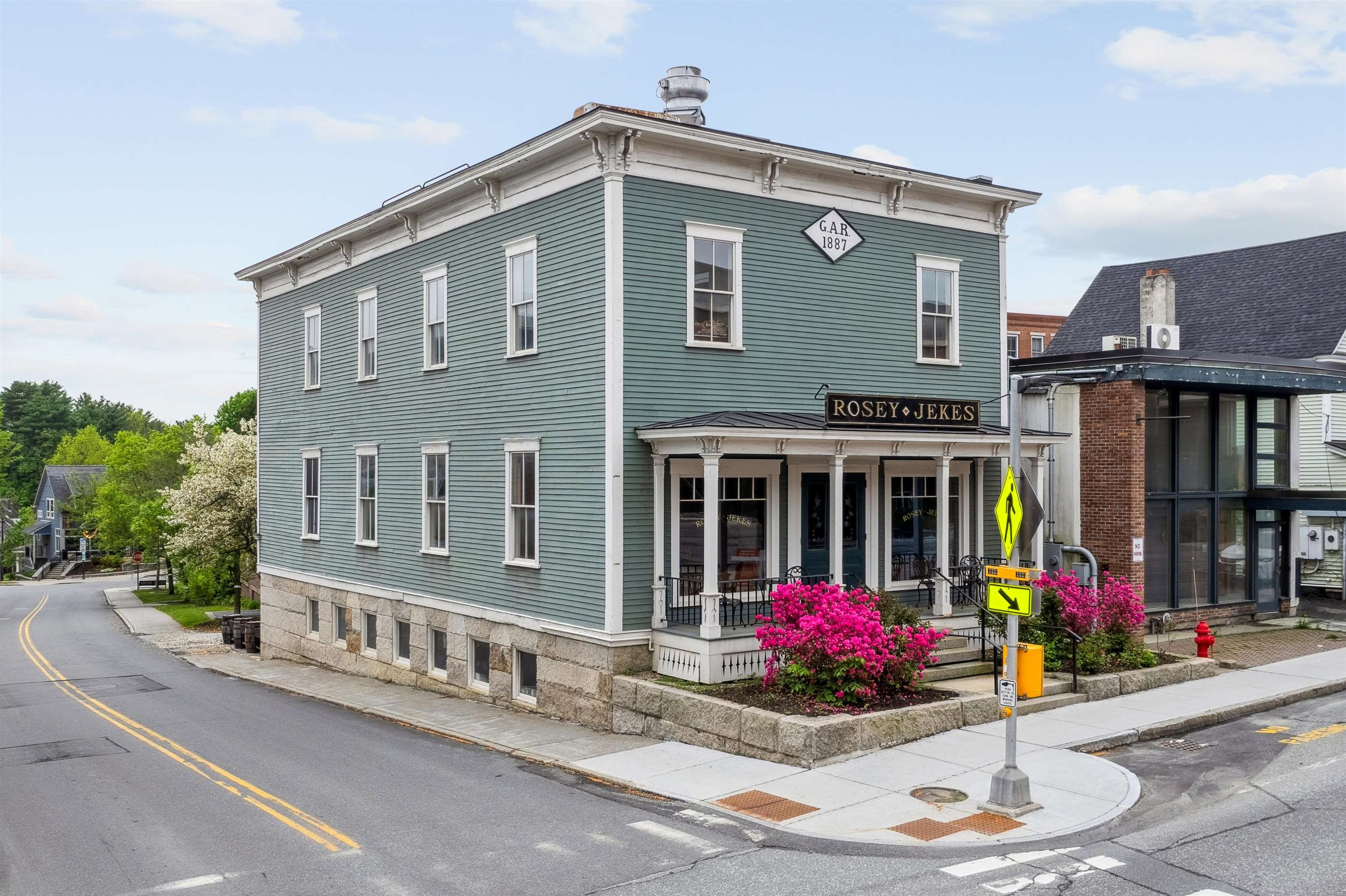 15 Lebanon Street