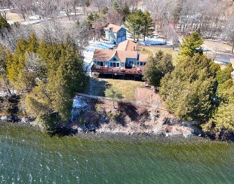 25 Cavendish Cove South Hero VT 05486