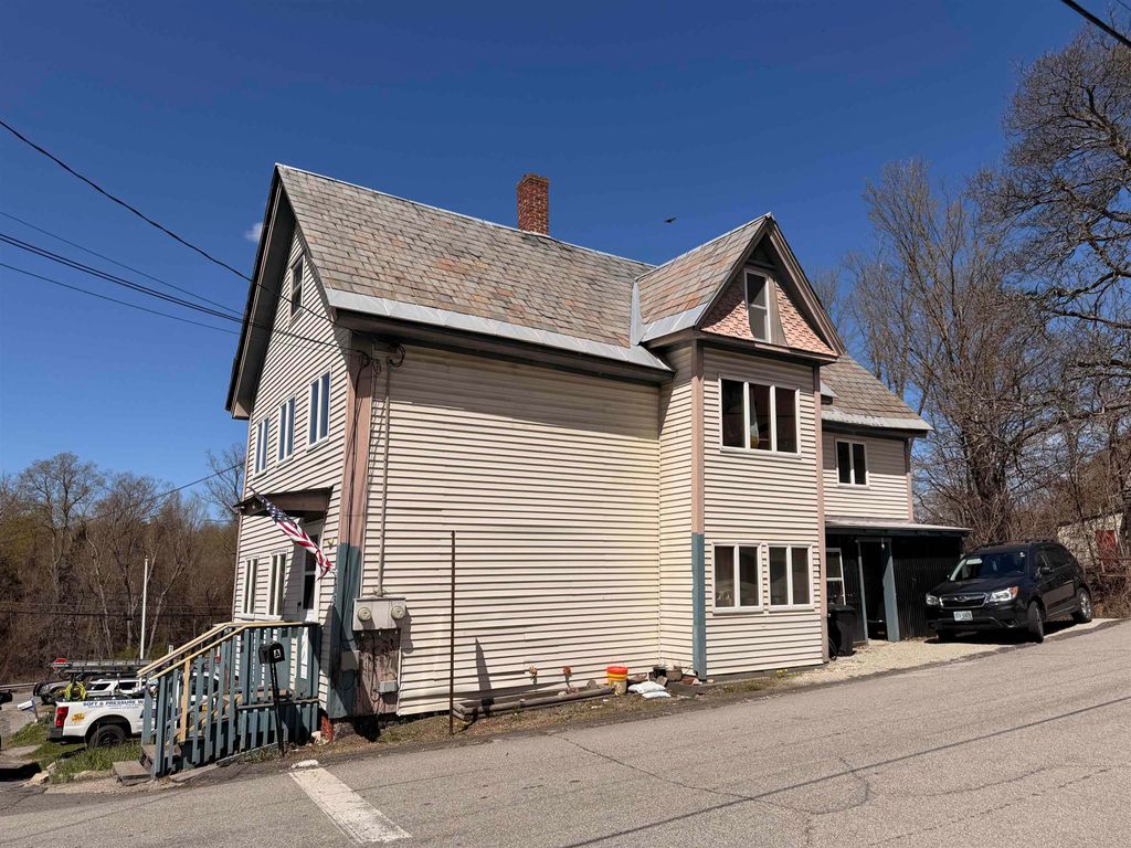 Photo of 12 Mechanic Street, Winchester, NH 03470 (MLS # 5085540)