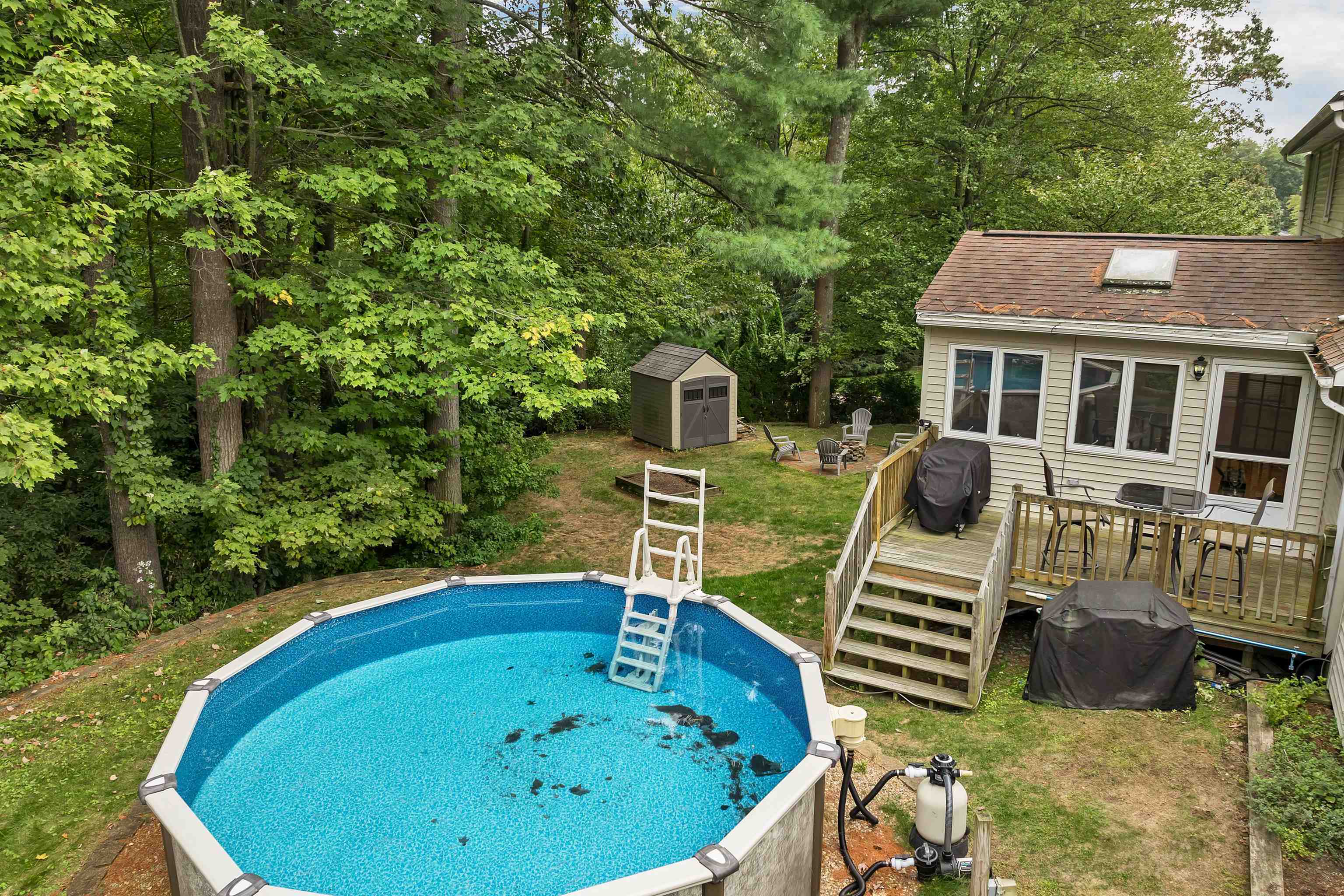 Merrimack, New Hampshire 03054, United States, 4 Bedrooms Bedrooms, ,2 BathroomsBathrooms,Residential,Active,215731