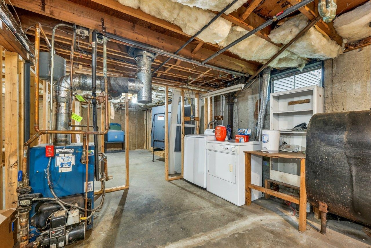 Merrimack, New Hampshire 03054, United States, 4 Bedrooms Bedrooms, ,2 BathroomsBathrooms,Residential,Active,215731