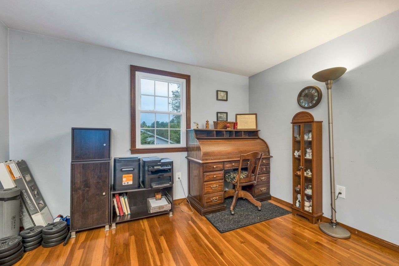 Merrimack, New Hampshire 03054, United States, 4 Bedrooms Bedrooms, ,2 BathroomsBathrooms,Residential,Active,215731