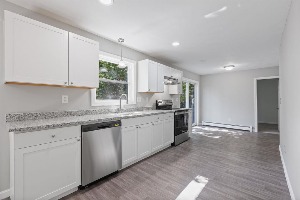 Photo of 28 North Mason Road, Brookline, NH 03033 (MLS # 5063092)