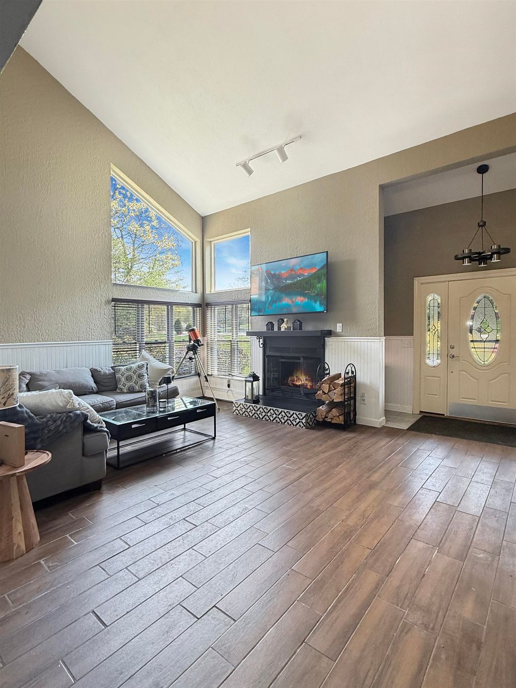 Photo of 87 Pilgrim Circle, Hampstead, NH 03826 (MLS # 5088230)
