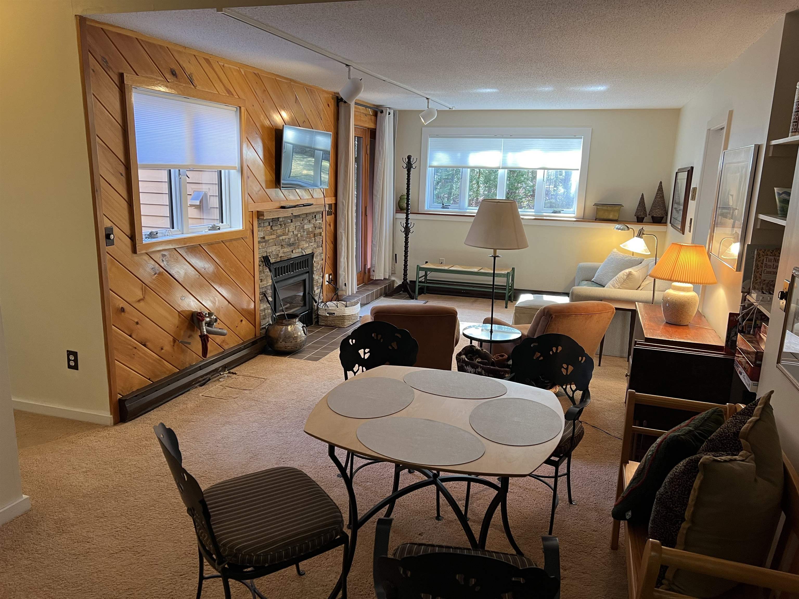 Photo 1 of 17 — 13 Forest Rim Way F-1, Waterville Valley, NH 03215