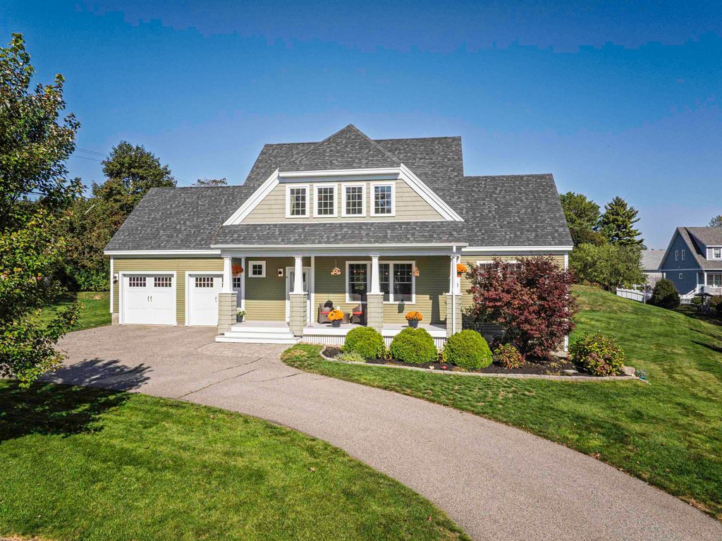 Photo of 4 Shore Lane, Dover, NH 03820 (MLS # 5064689)