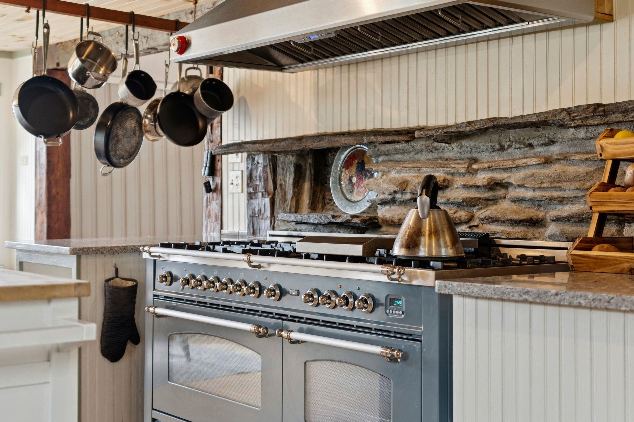 441 Rhoades Hill Road