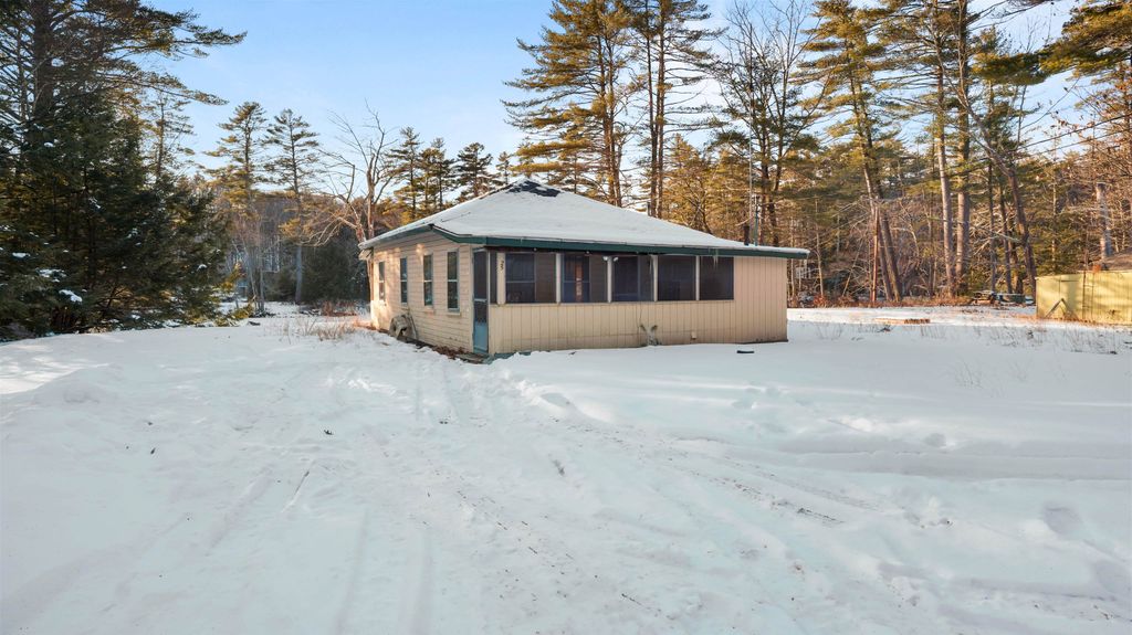 Photo of 25 Island Road, Concord, NH 03303 (MLS # 5074939)