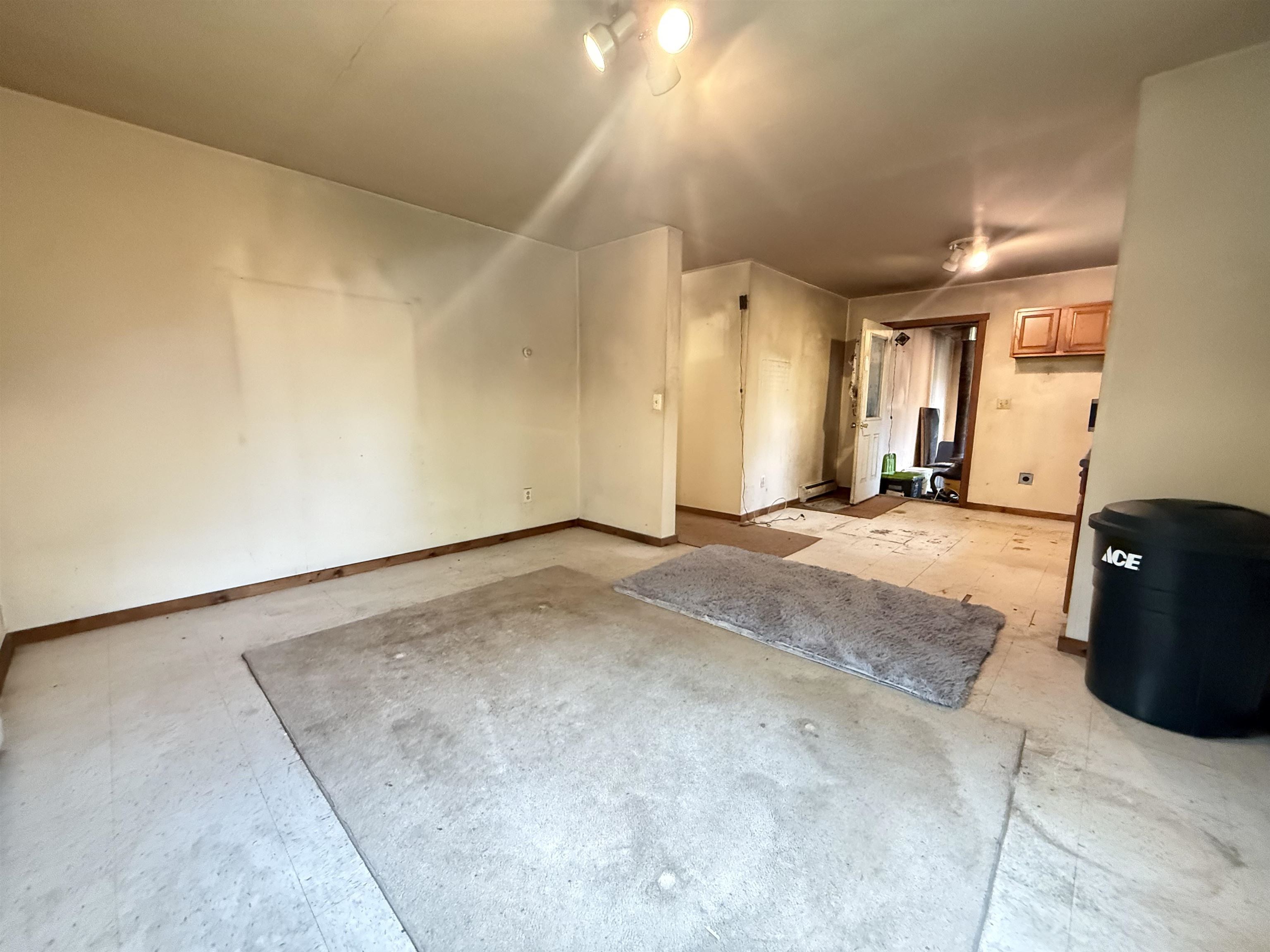276 Ledgemere Point