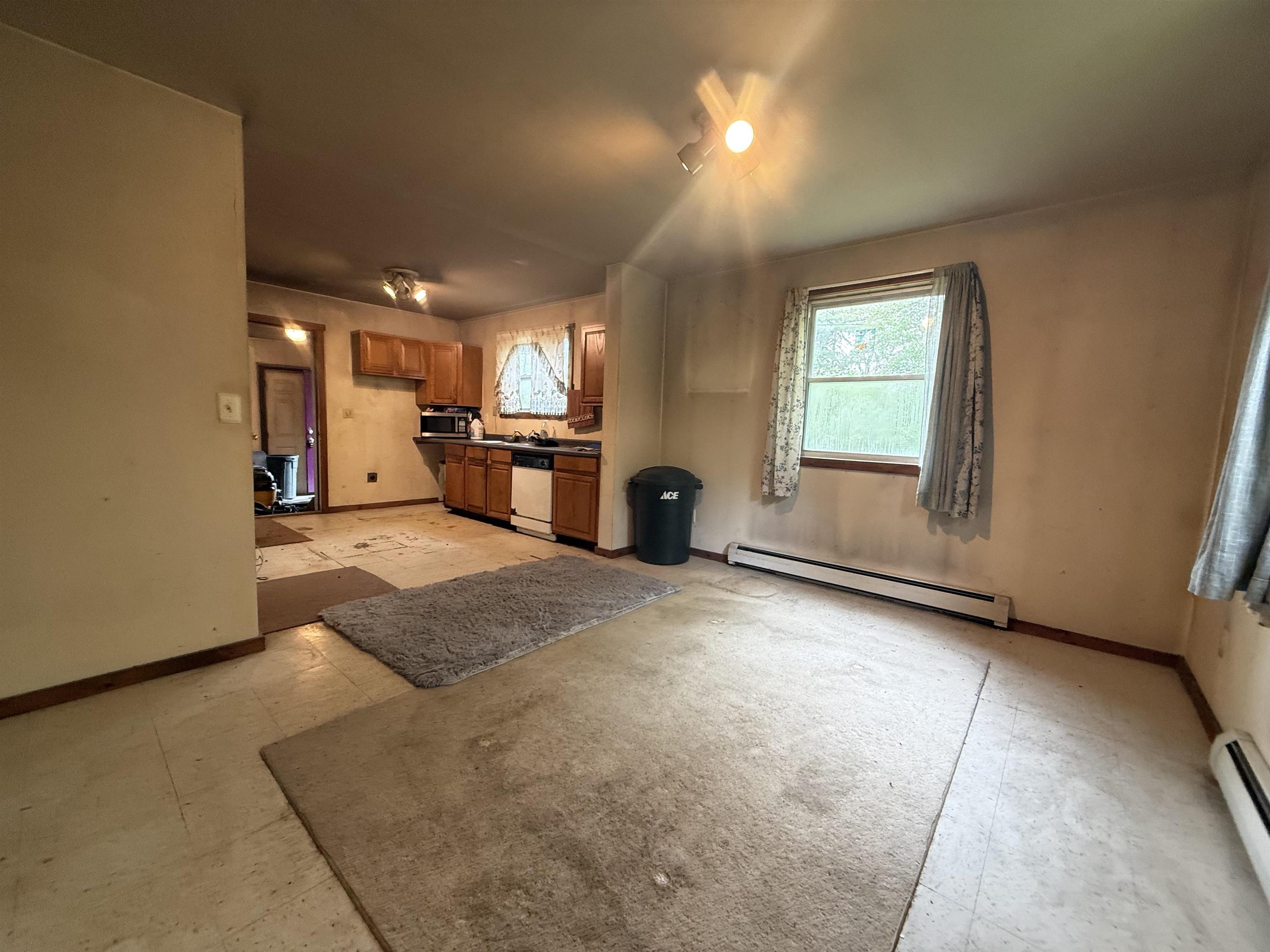 276 Ledgemere Point
