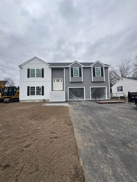 Photo of 6 Hayden Street, Nashua, NH 03060 (MLS # 5071033)