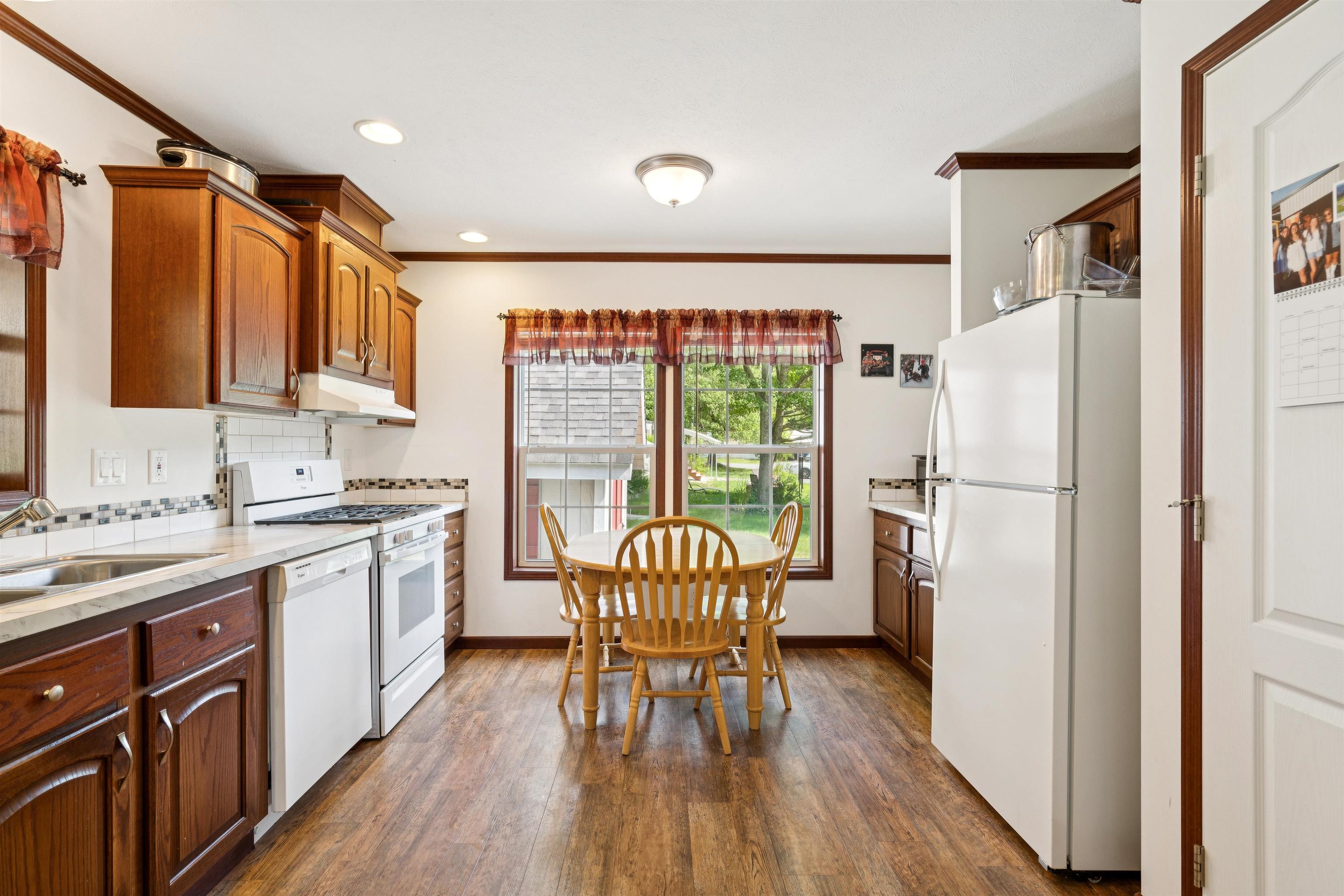 16 Maxfield Lane