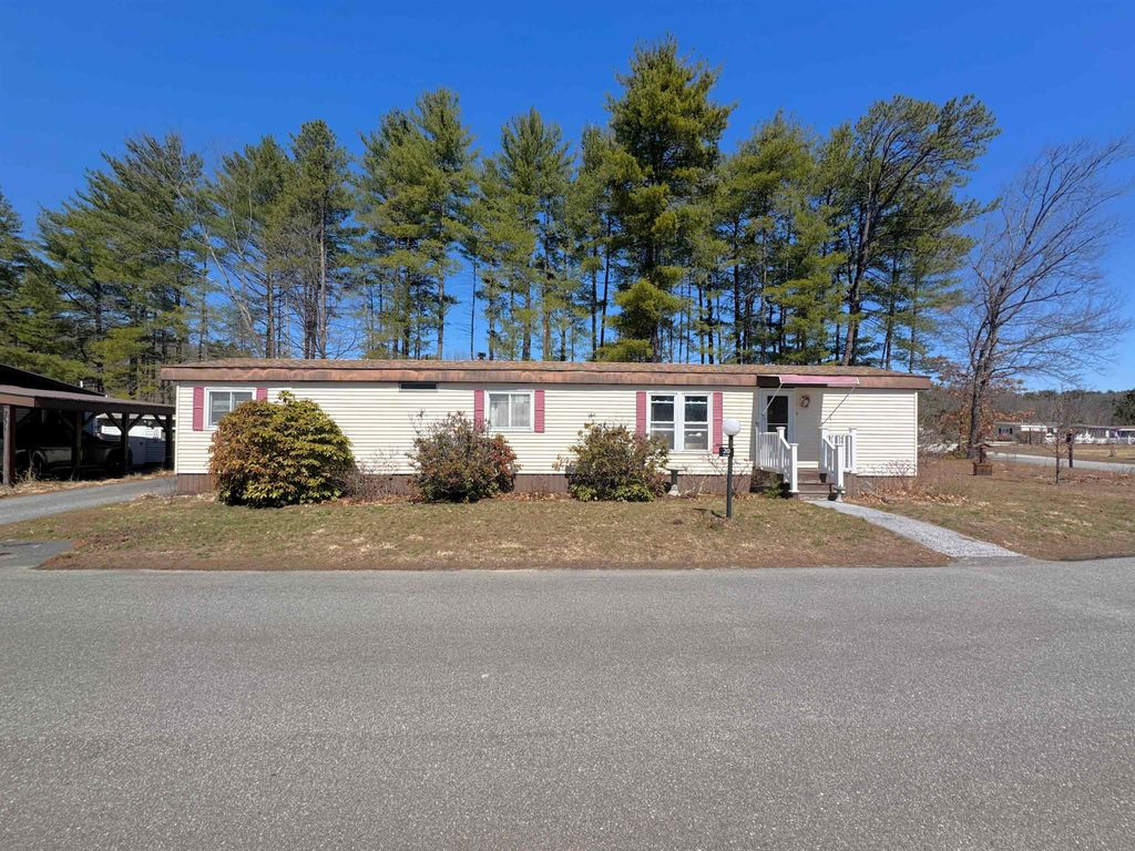Photo of 20 Country Way, Goffstown, NH 03045 (MLS # 5082676)