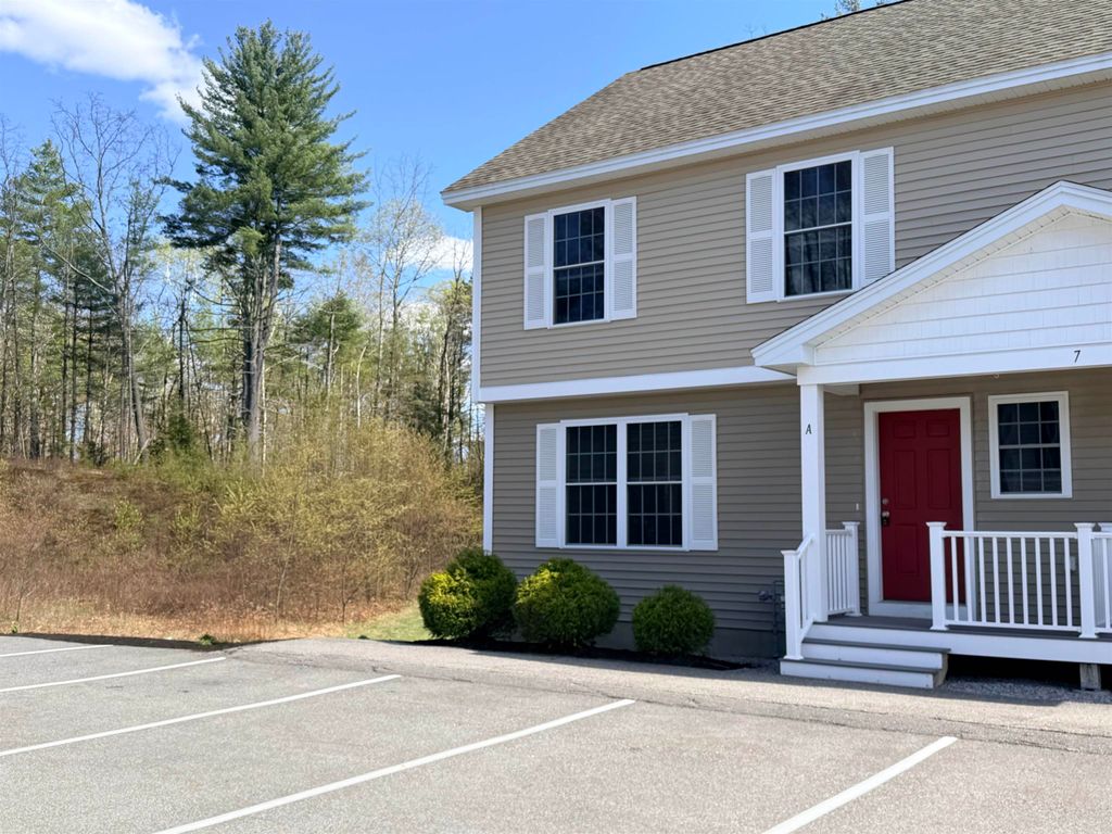 Photo of 7 Red Oak Way, Boscawen, NH 03303 (MLS # 5086664)