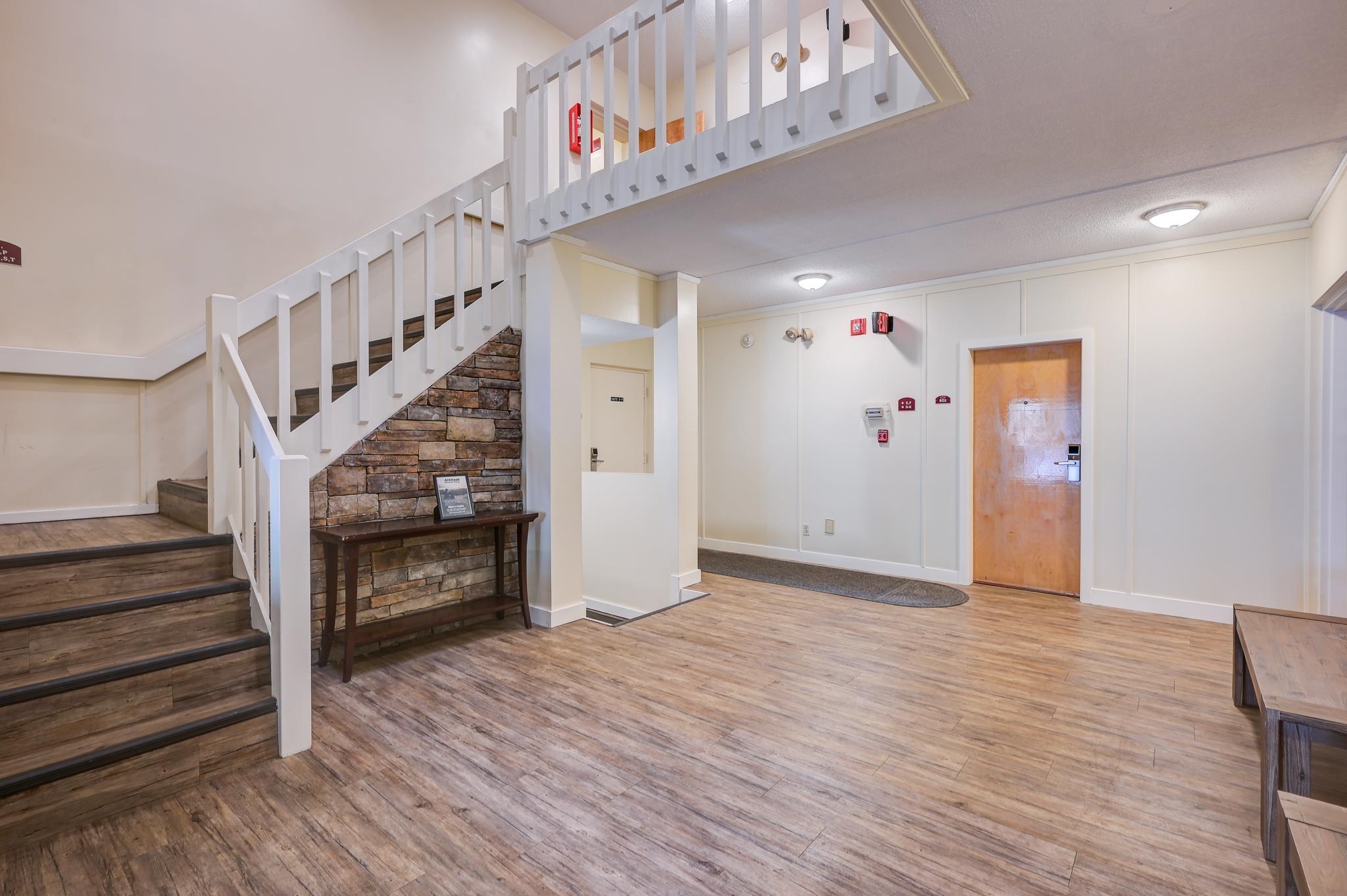 8T River Run Drive T