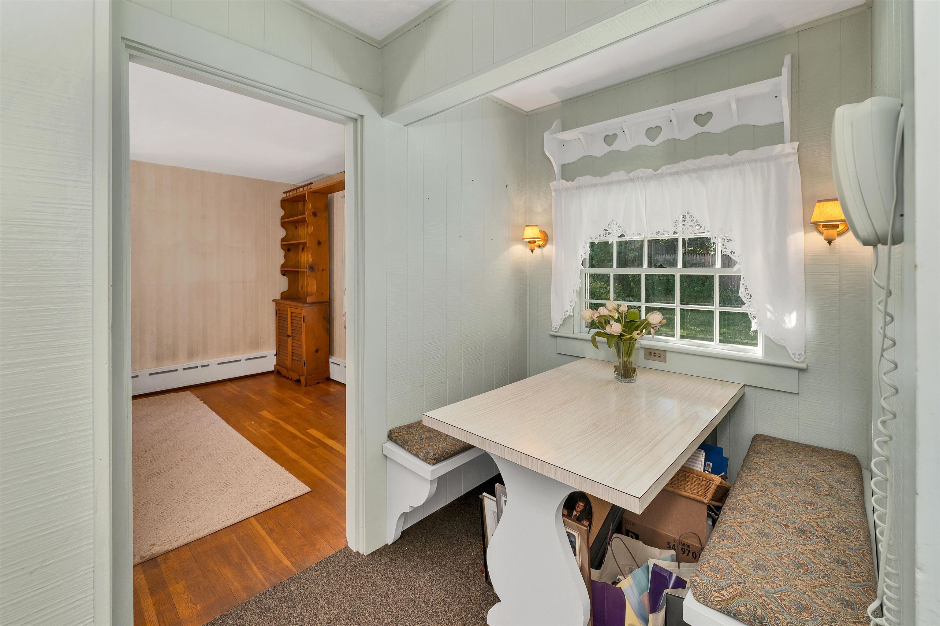 Laconia, New Hampshire 03246, United States, 3 Bedrooms Bedrooms, ,3 BathroomsBathrooms,Residential,Pending,180473