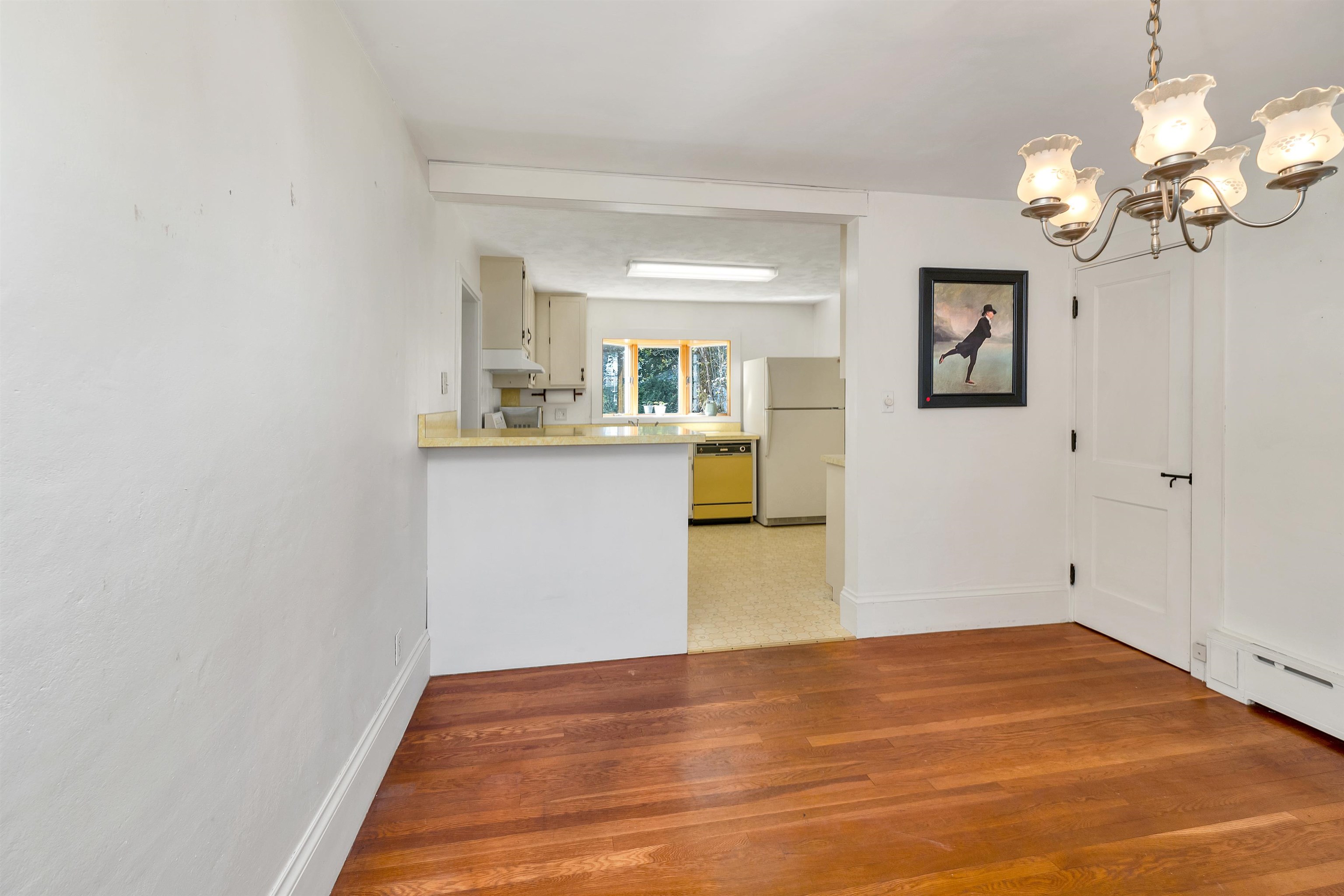 Laconia, New Hampshire 03246, United States, 3 Bedrooms Bedrooms, ,3 BathroomsBathrooms,Residential,Pending,180473