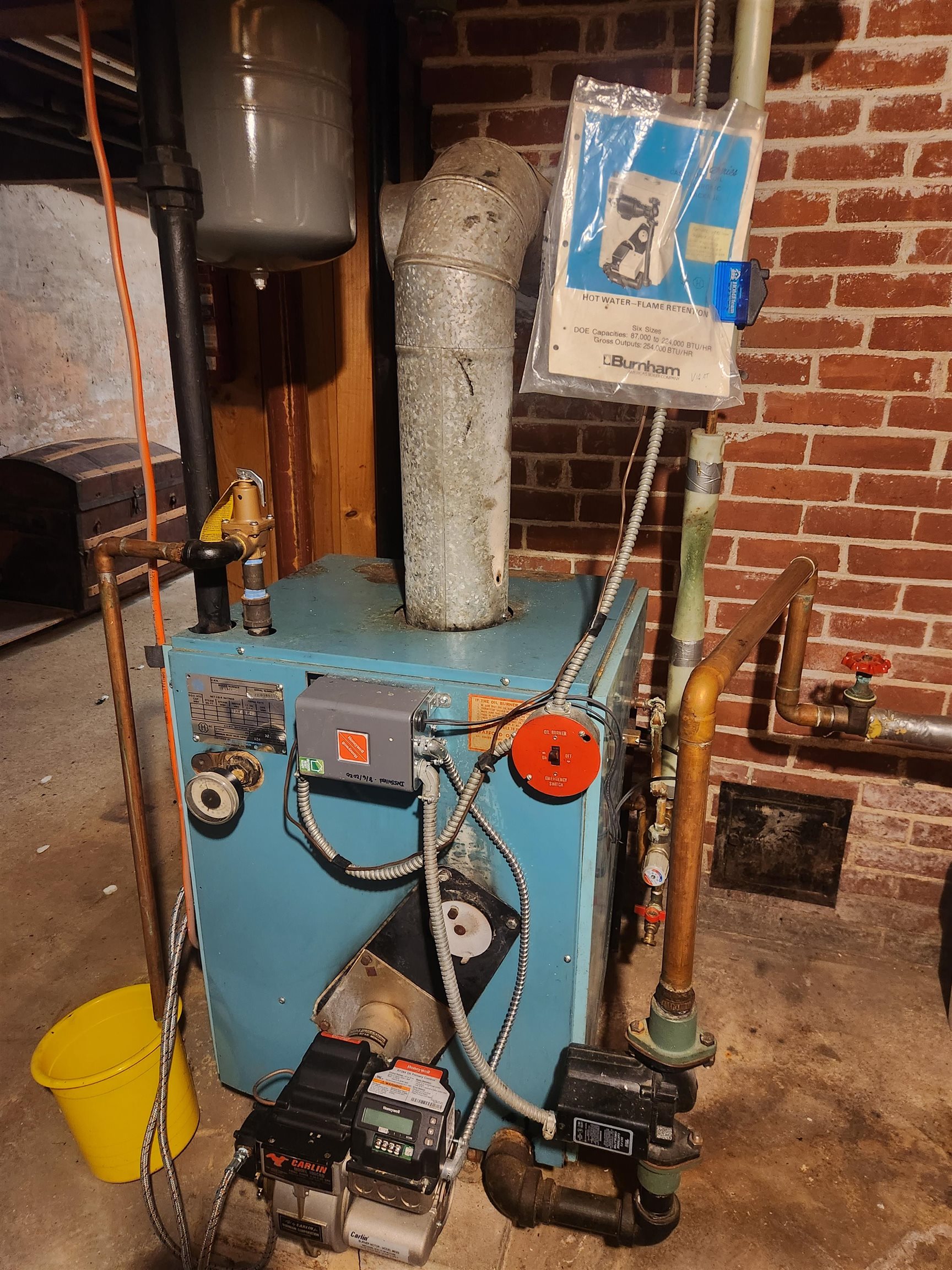 Laconia, New Hampshire 03246, United States, 3 Bedrooms Bedrooms, ,3 BathroomsBathrooms,Residential,Pending,180473