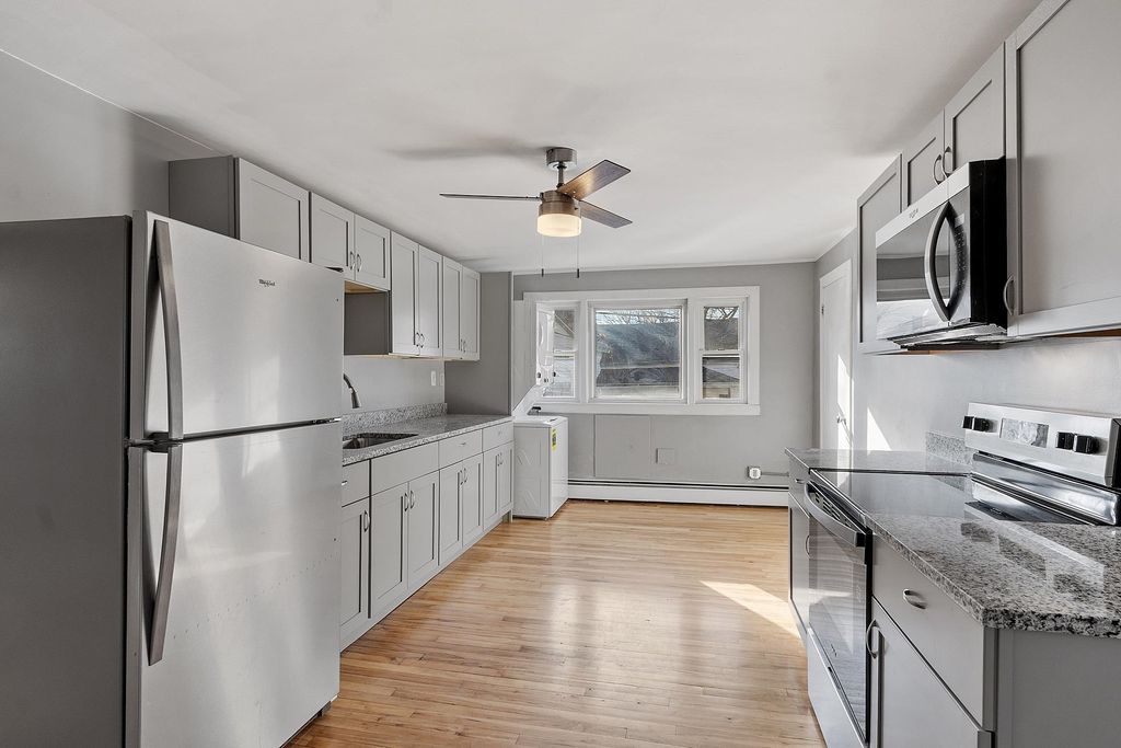 Photo of 6 Cherry Street #B, Nashua, NH 03060 (MLS # 5074224)