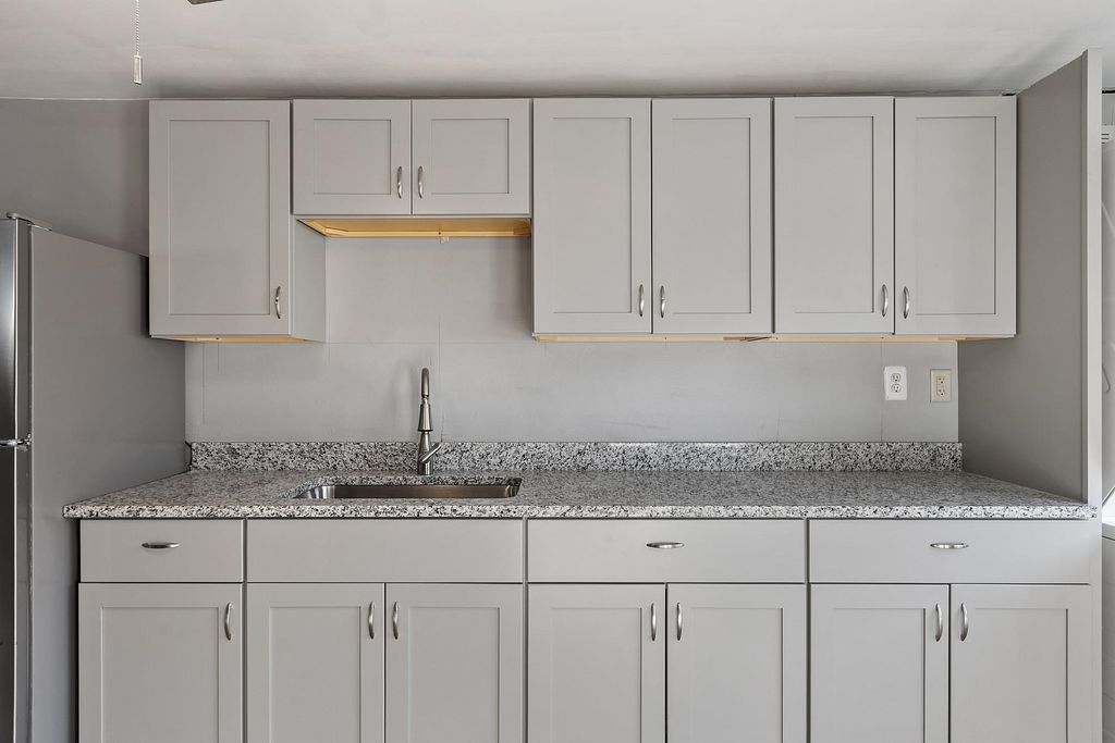 Photo of 6 Cherry Street #B, Nashua, NH 03060 (MLS # 5074224)