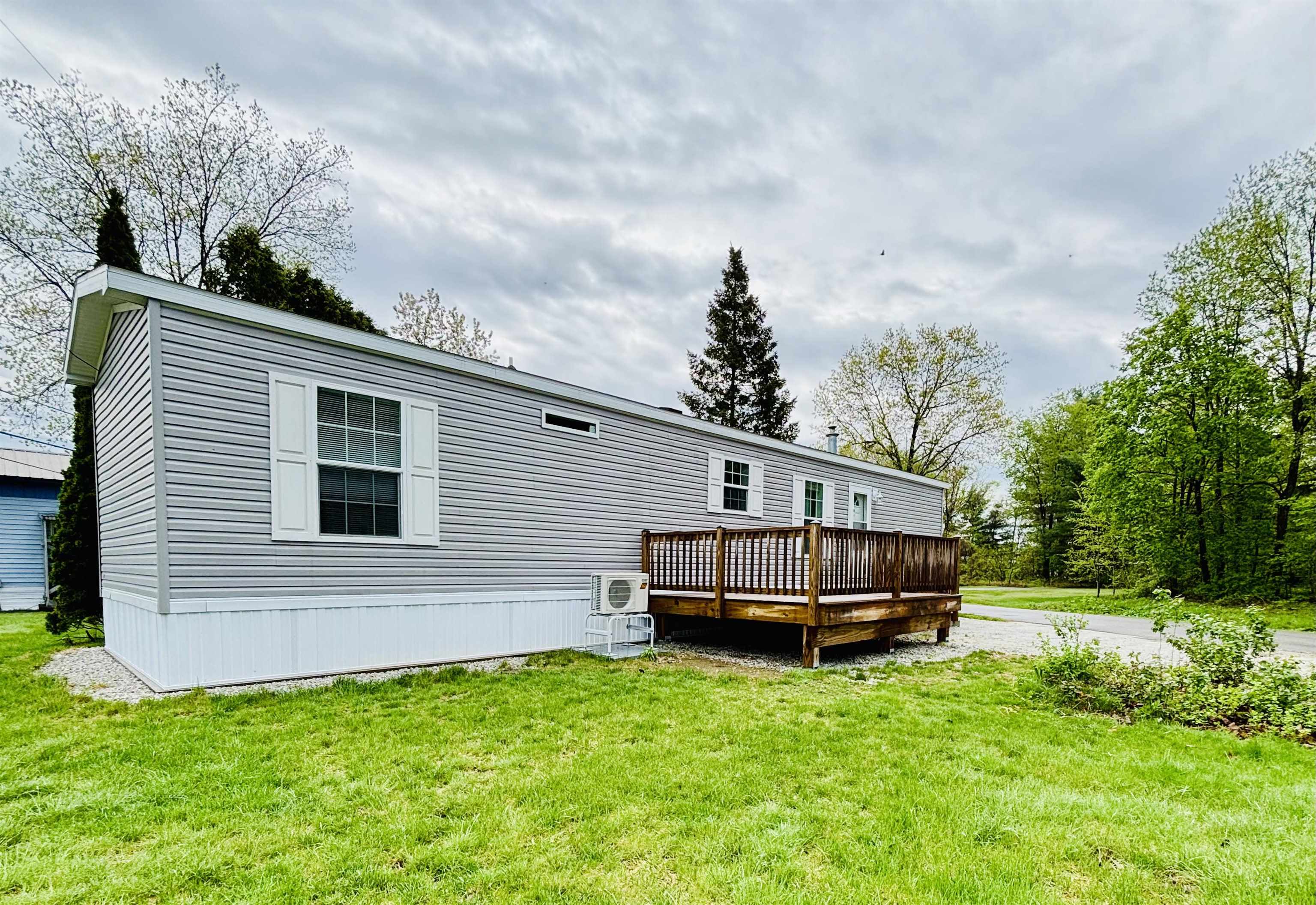 545 Elm Street 6