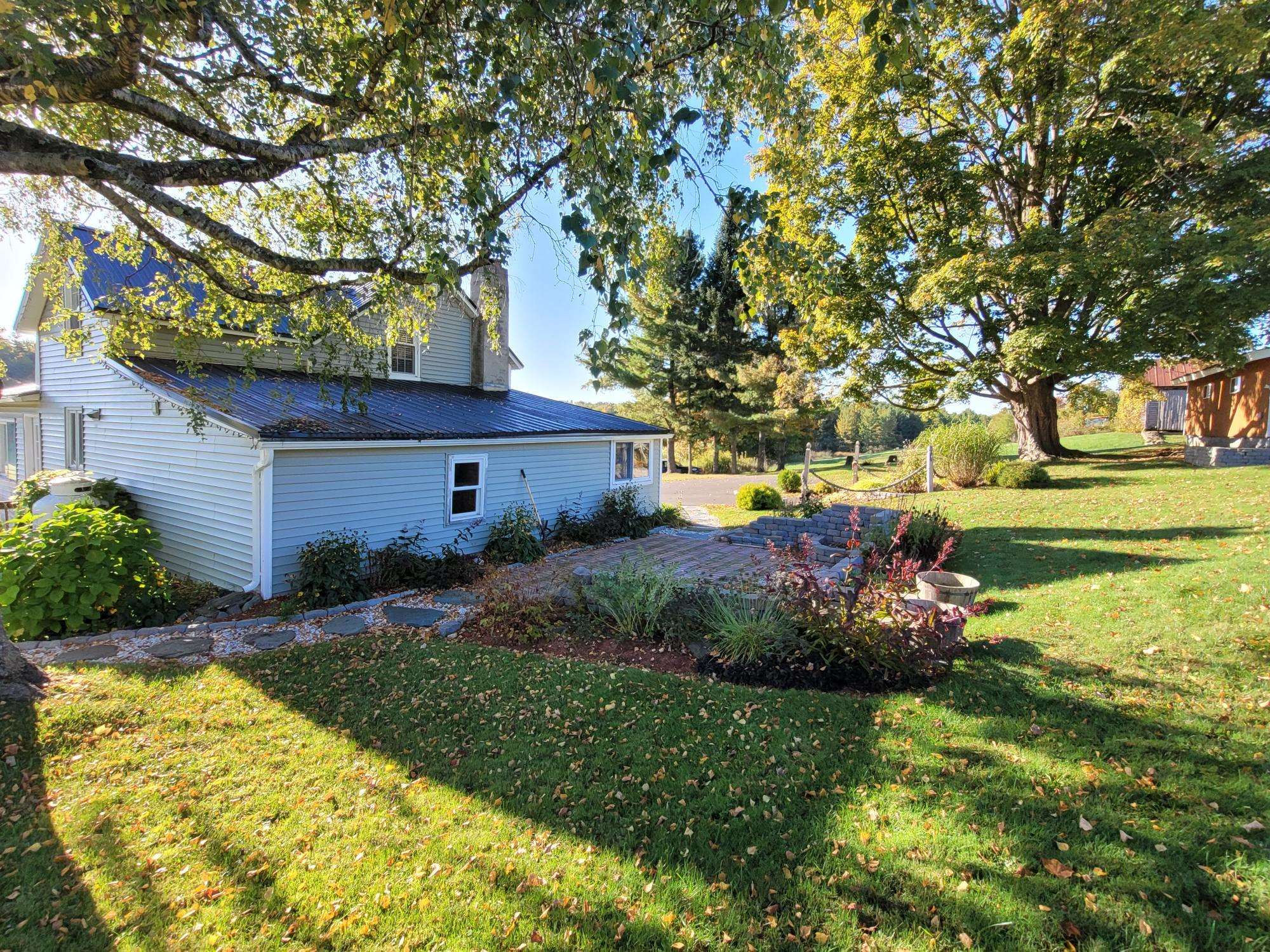 Milton, Vermont 05468, United States, 2 Bedrooms Bedrooms, ,1 BathroomBathrooms,Residential,Active,218652