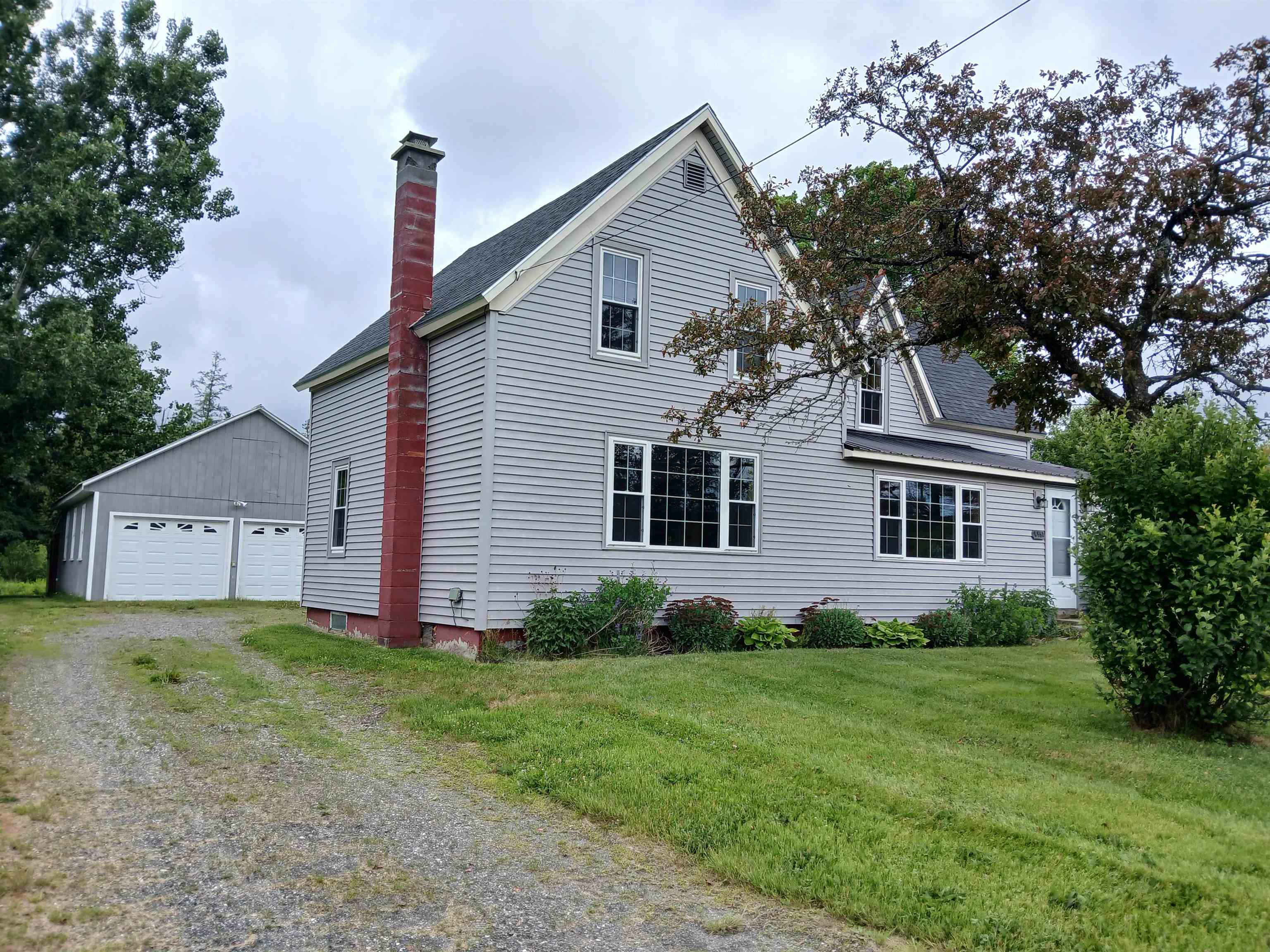 1561 Main Street