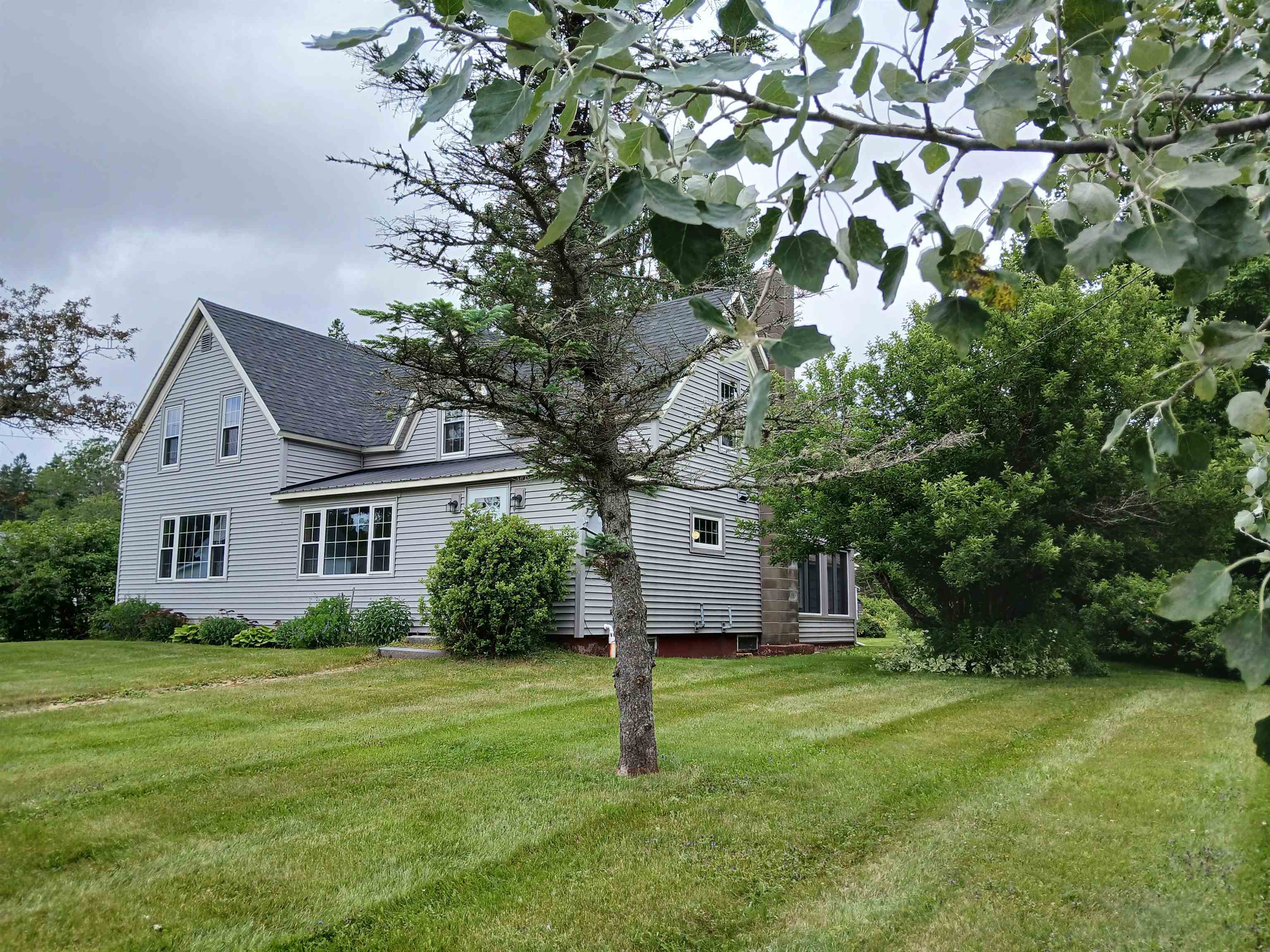 1561 Main Street
