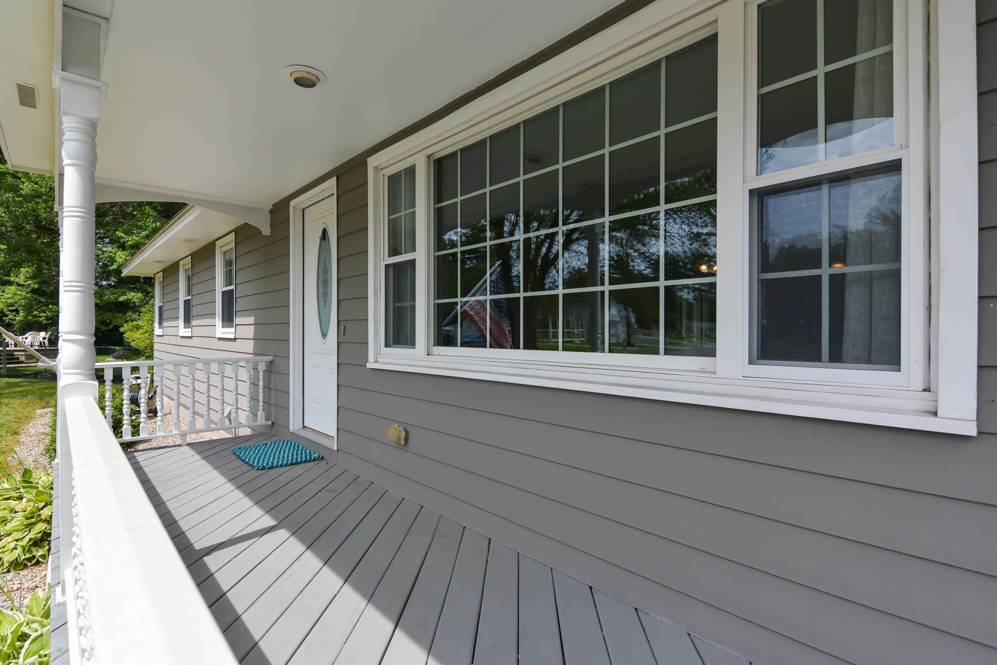 8 Sundale Drive
