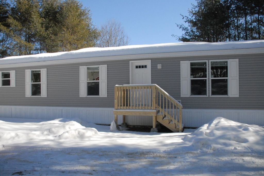 Photo of 27 Popple Way #27, Newport, NH 03773 (MLS # 5052229)