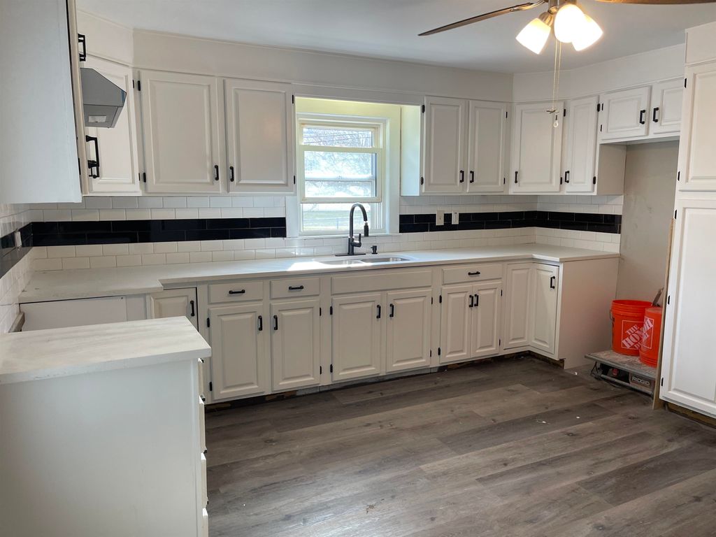 Photo of 65 Allds Street, Nashua, NH 03060 (MLS # 5070315)