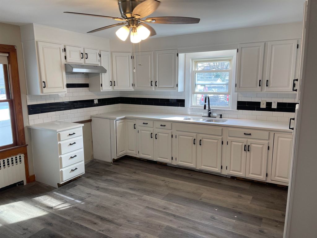 Photo of 65 Allds Street, Nashua, NH 03060 (MLS # 5070315)