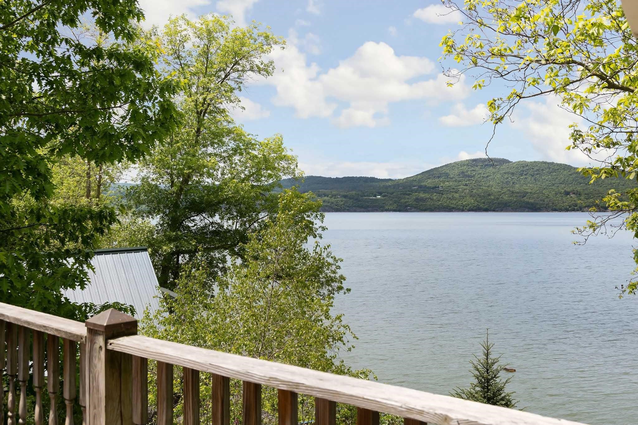 256 Lakeside Lane