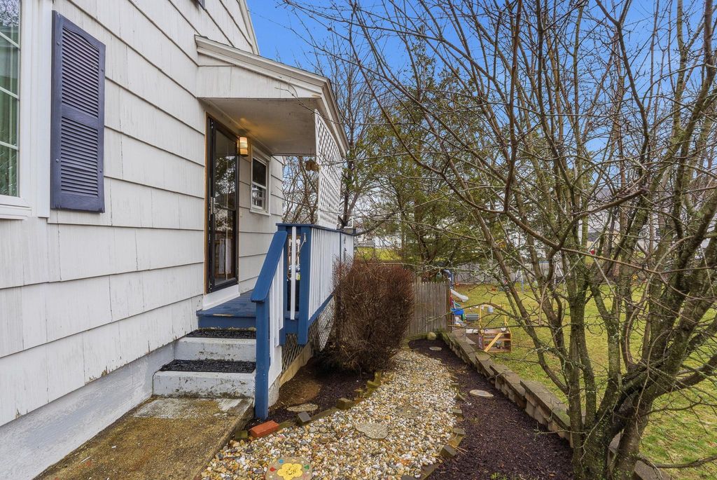 Photo of 14 Acton Street, Nashua, NH 03060 (MLS # 5081715)