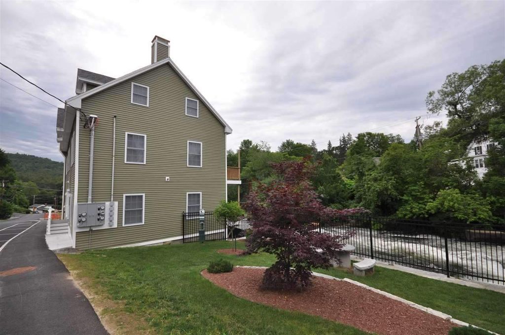 Photo of 16 Central Street #2B, Bristol, NH 03222 (MLS # 5081764)