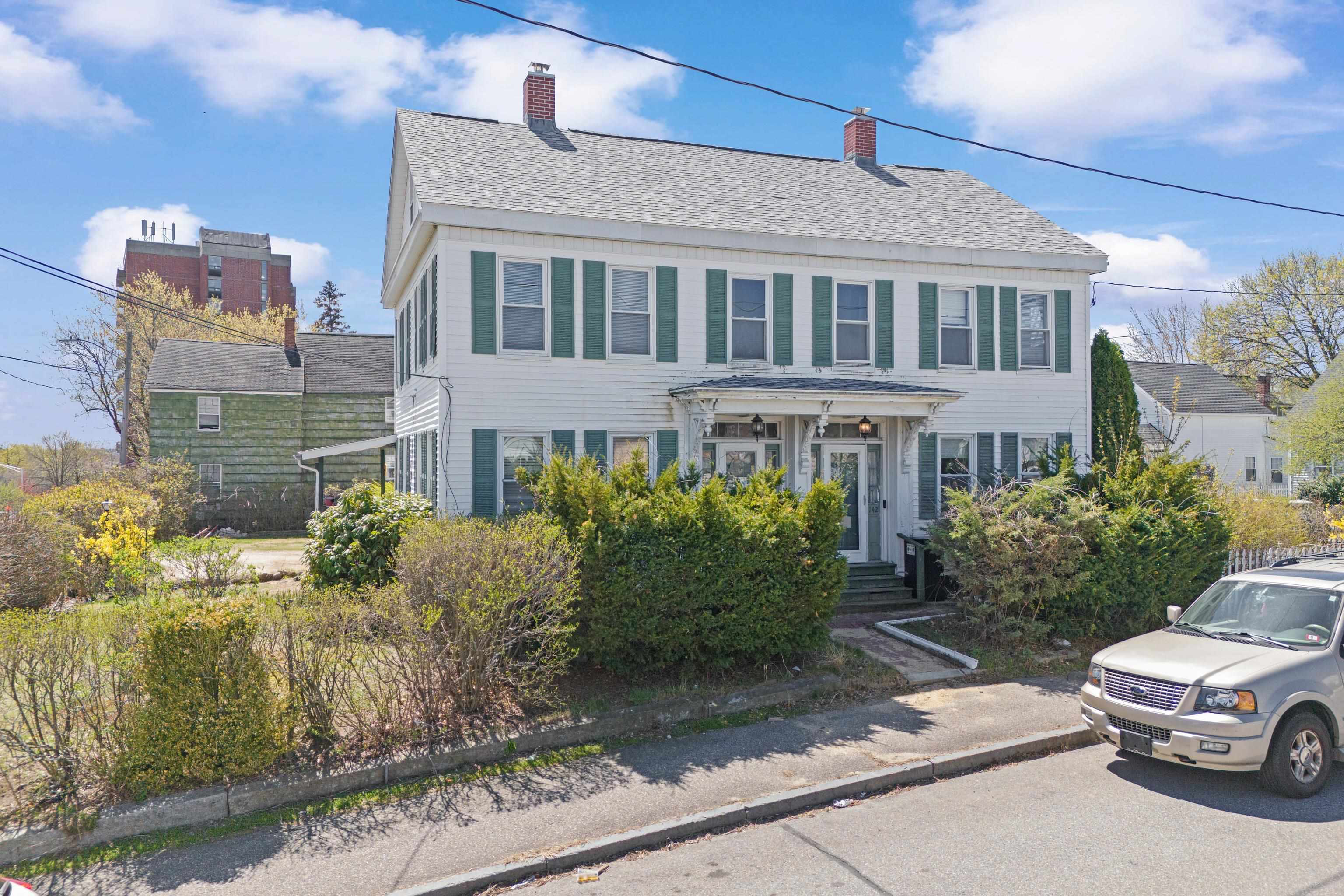 140 Douglas Street
