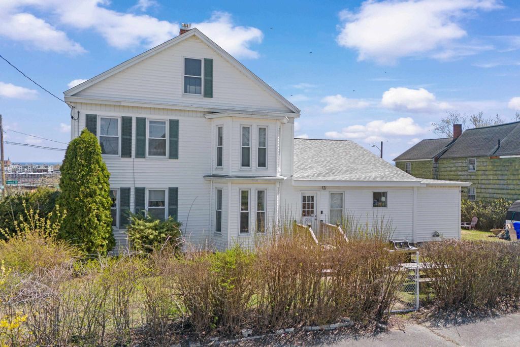 Photo of 140 Douglas Street, Manchester, NH 03102 (MLS # 5085713)