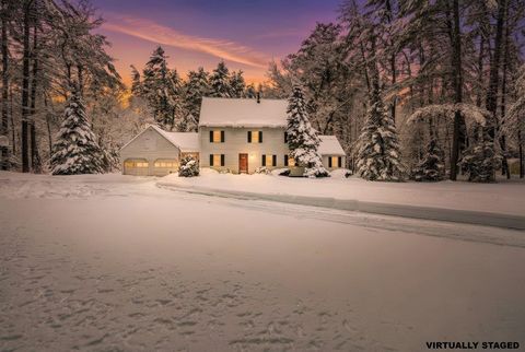 105 Rideout Road Hollis NH 03049