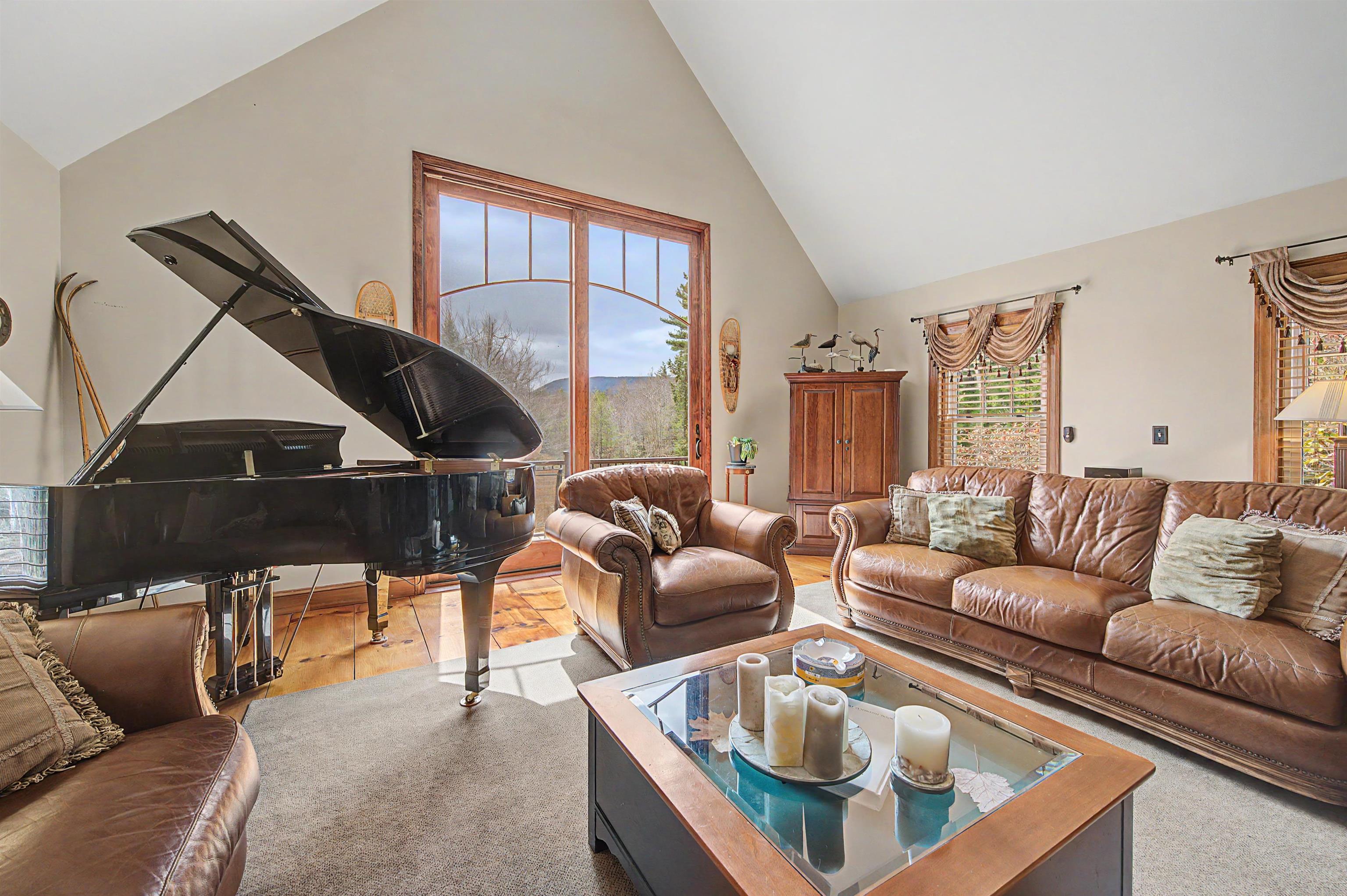 61 South Brook Circle