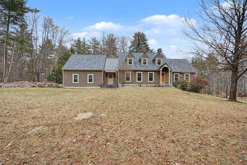 Photo of 61 South Brook Circle, Bradford, NH 03221 (MLS # 5082691)