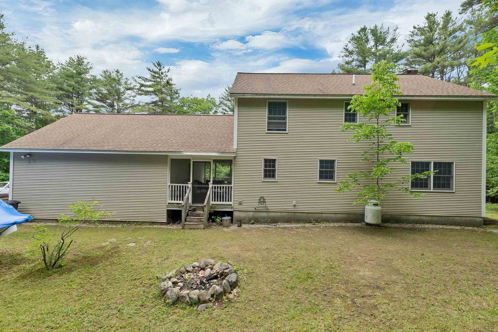 Photo of 4 Junebug Lane, Wolfeboro, NH 03894 (MLS # 5067607)