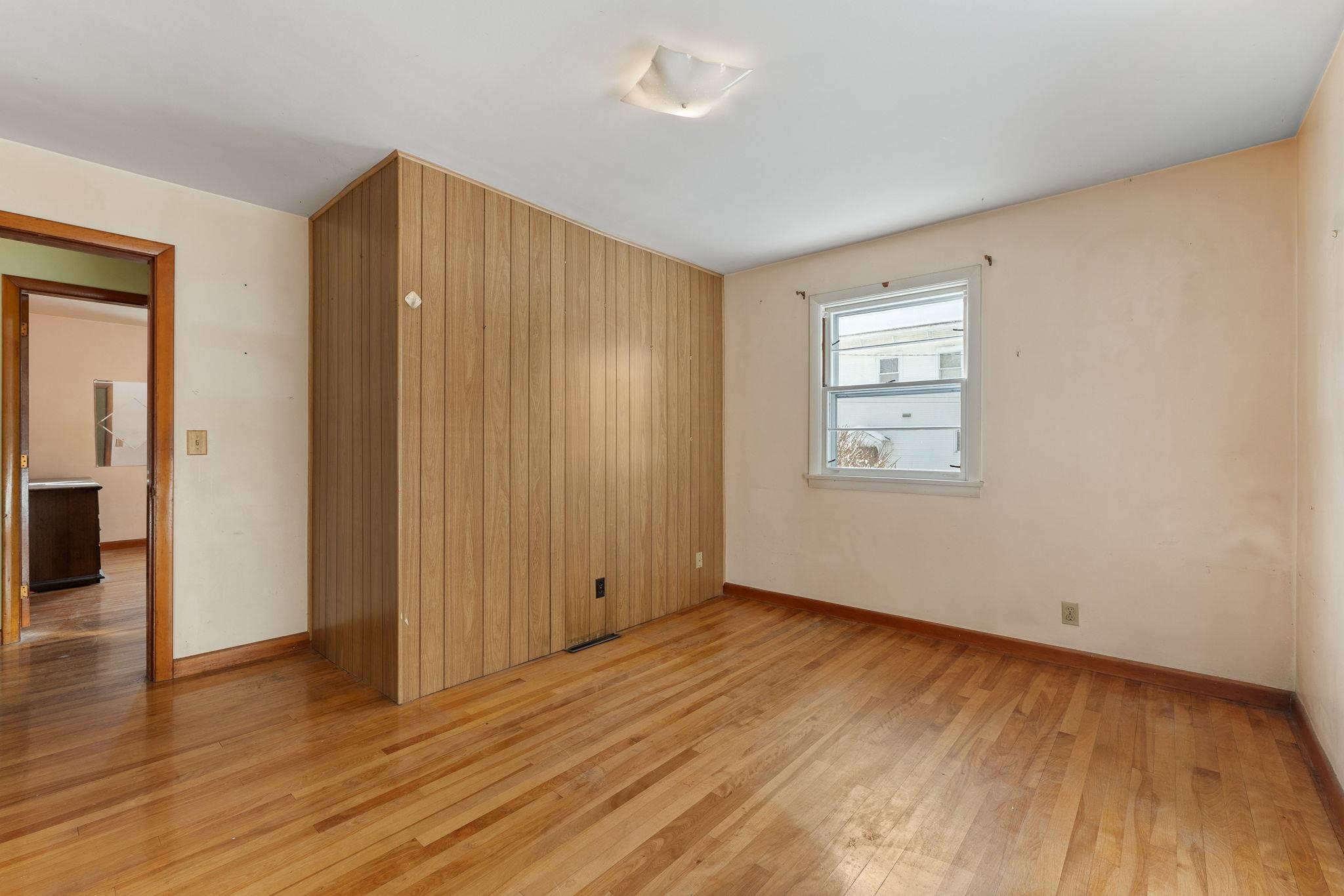 Barre City, Vermont 05641, United States, 2 Bedrooms Bedrooms, ,2 BathroomsBathrooms,Residential,Active,254394