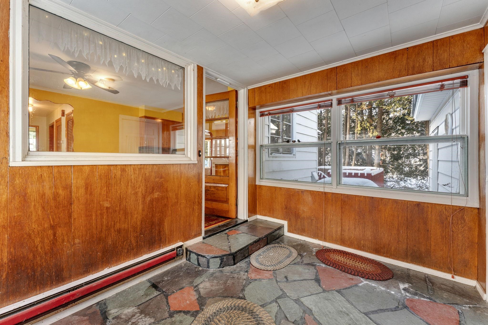 Barre City, Vermont 05641, United States, 2 Bedrooms Bedrooms, ,2 BathroomsBathrooms,Residential,Active,254394