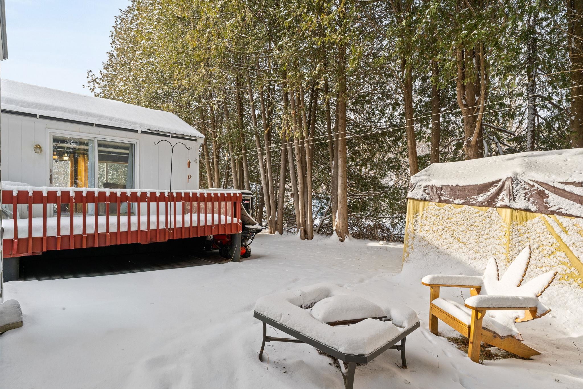 Barre City, Vermont 05641, United States, 2 Bedrooms Bedrooms, ,2 BathroomsBathrooms,Residential,Active,254394